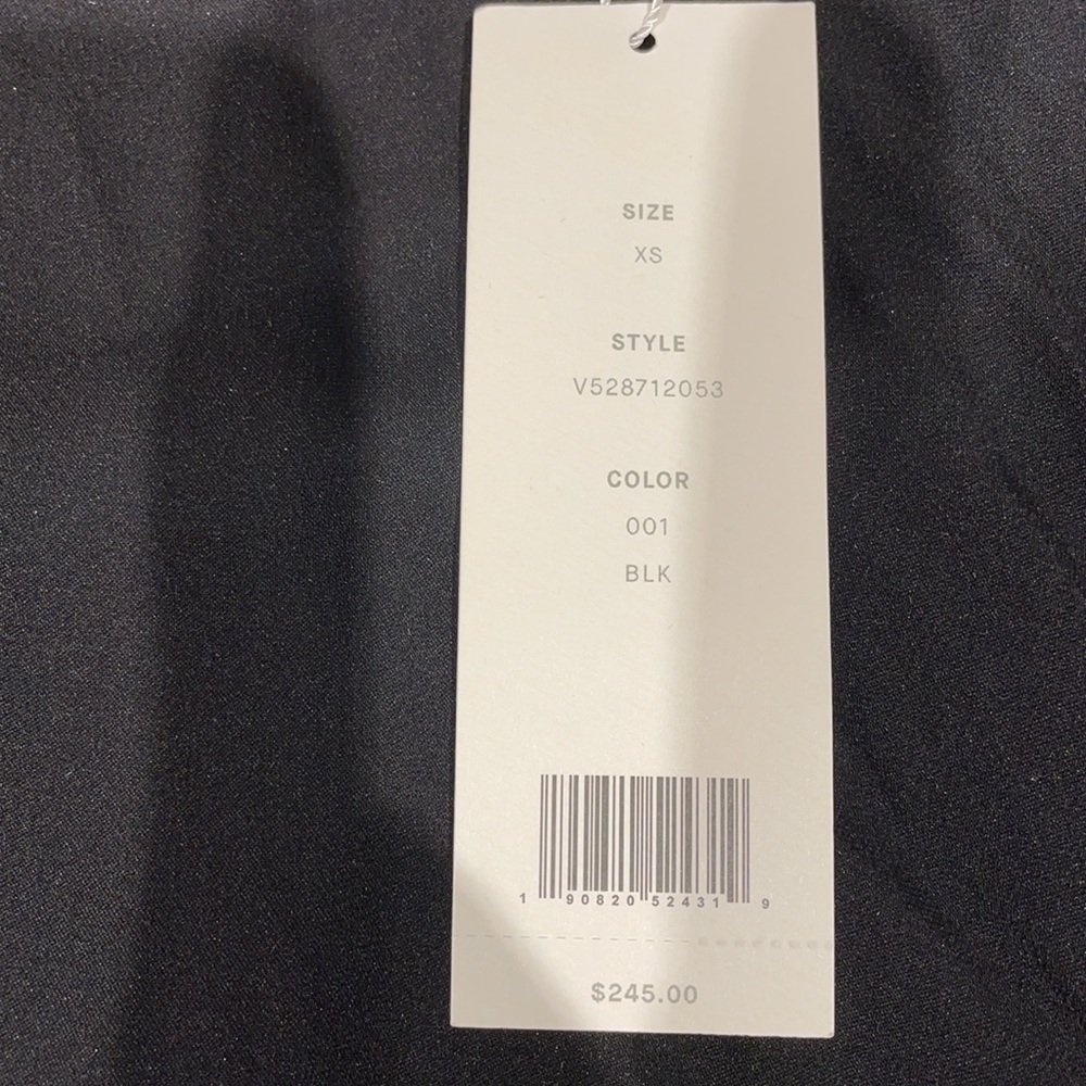 Vince Rib Trim Shell in Black - Picture 4 of 4